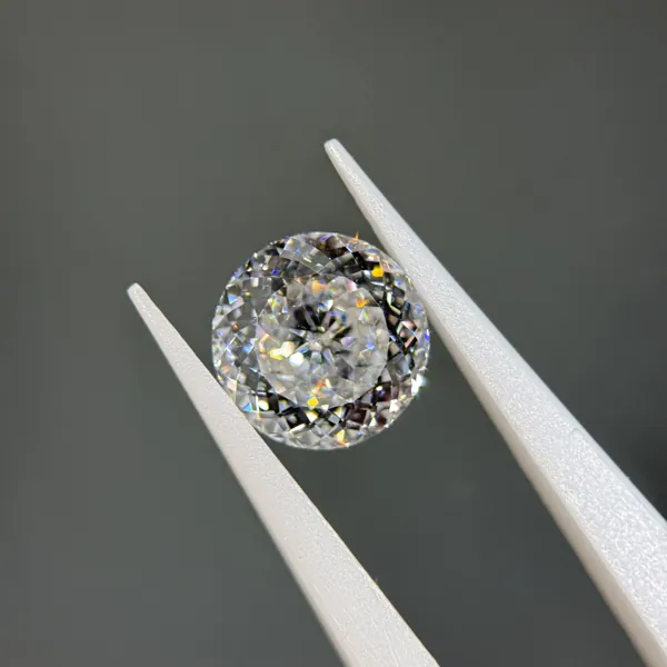 Antique round lab grown diamond, real photo